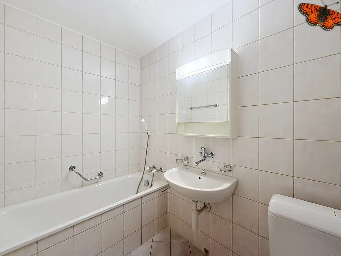 3 ½ ROOMS - With a balcony! - Photo 7 of 8