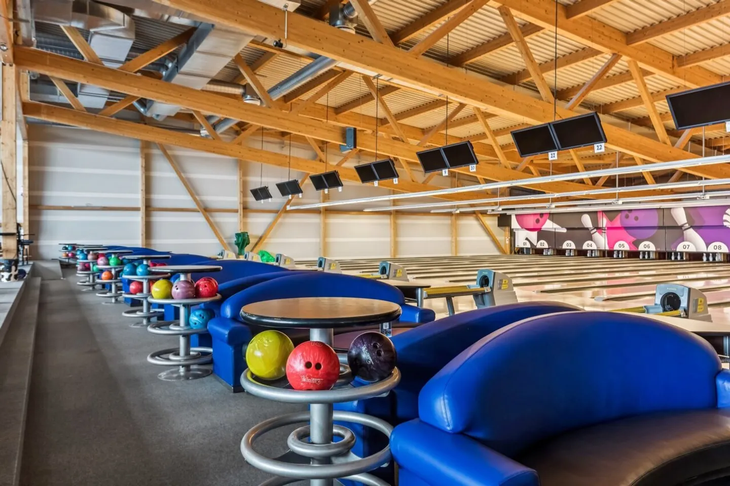 Grande surface de loisirs à louer – 4'946 m2 à Bulle - Photo 3 sur 18