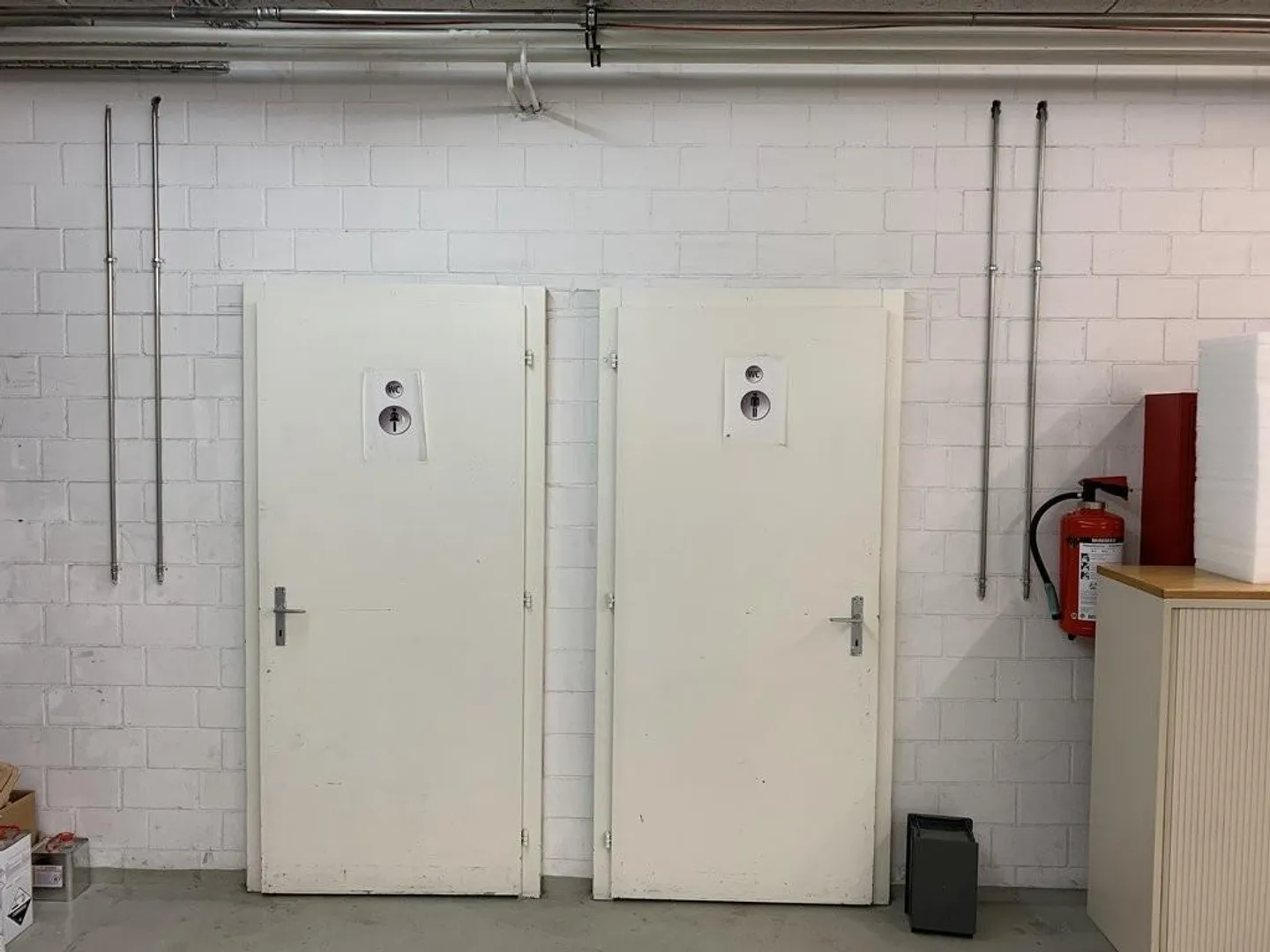 Spazio di stoccaggio accessibile vicino al confine - Foto 8 di 8