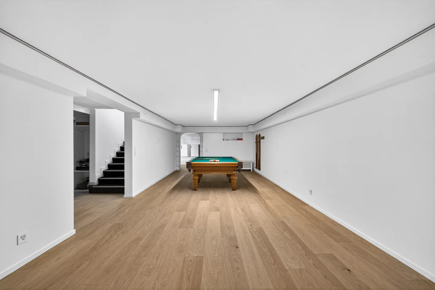 An exceptional residence close the lake - Photo 21 of 24