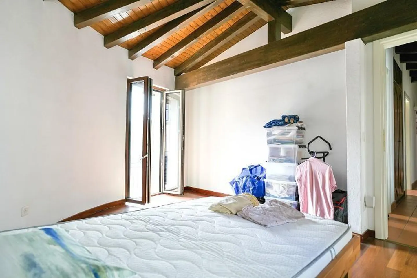Casa con 3 appartamenti, centrale, soleggiata, tranquilla - Foto 10 di 36