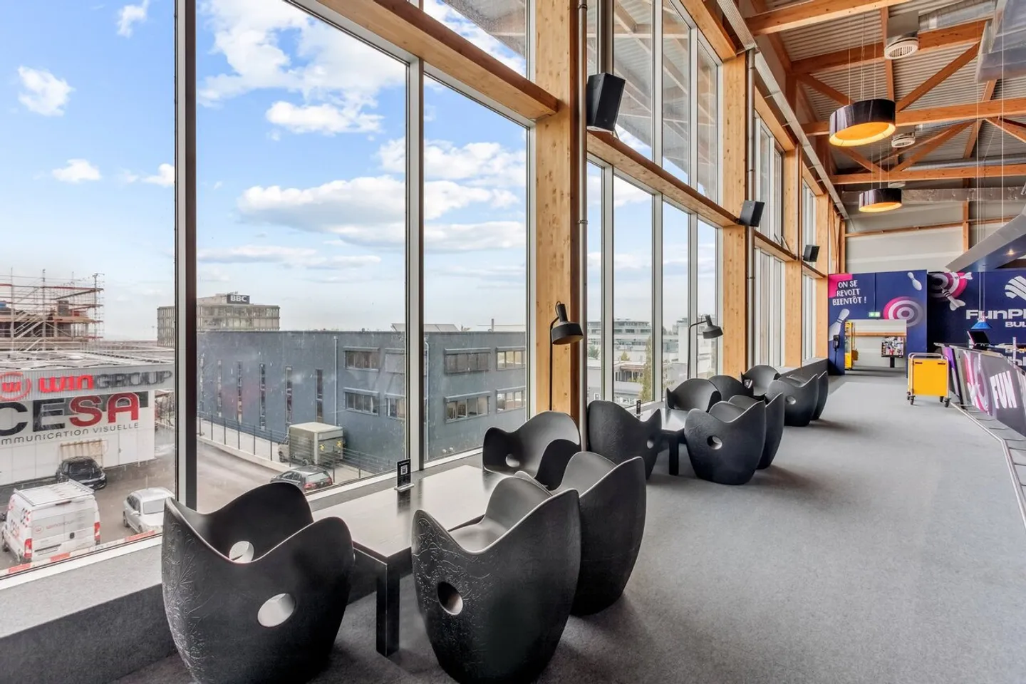 Grande surface de loisirs à louer – 4'946 m2 à Bulle - Photo 7 sur 18