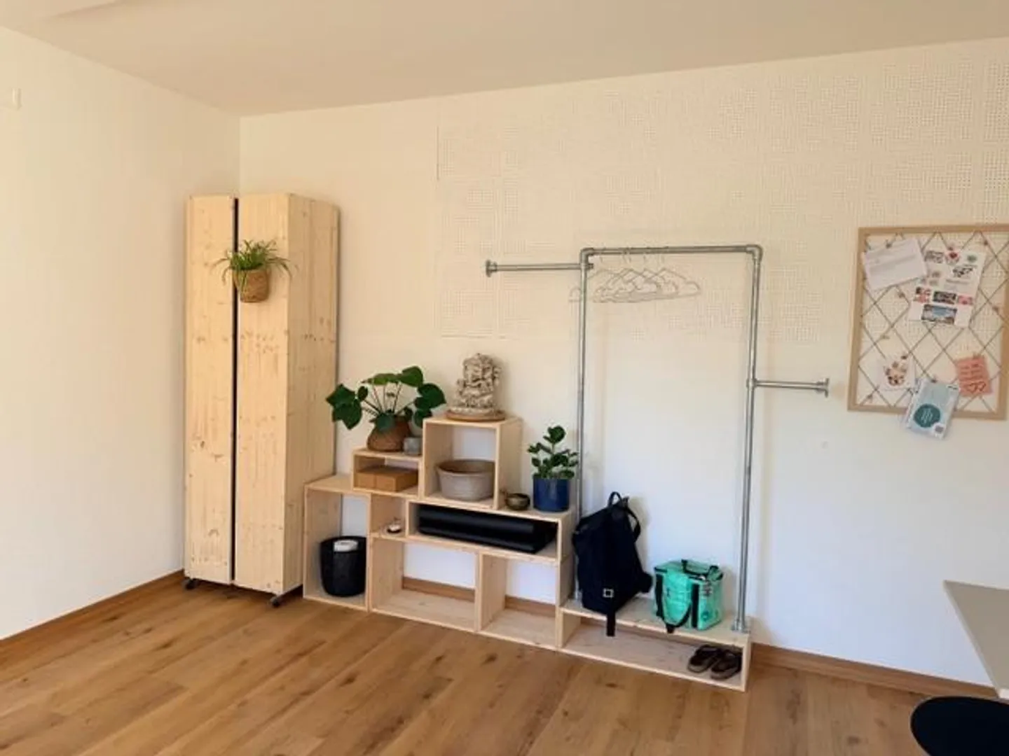 Attractive office space for rent - Photo 1 of 16