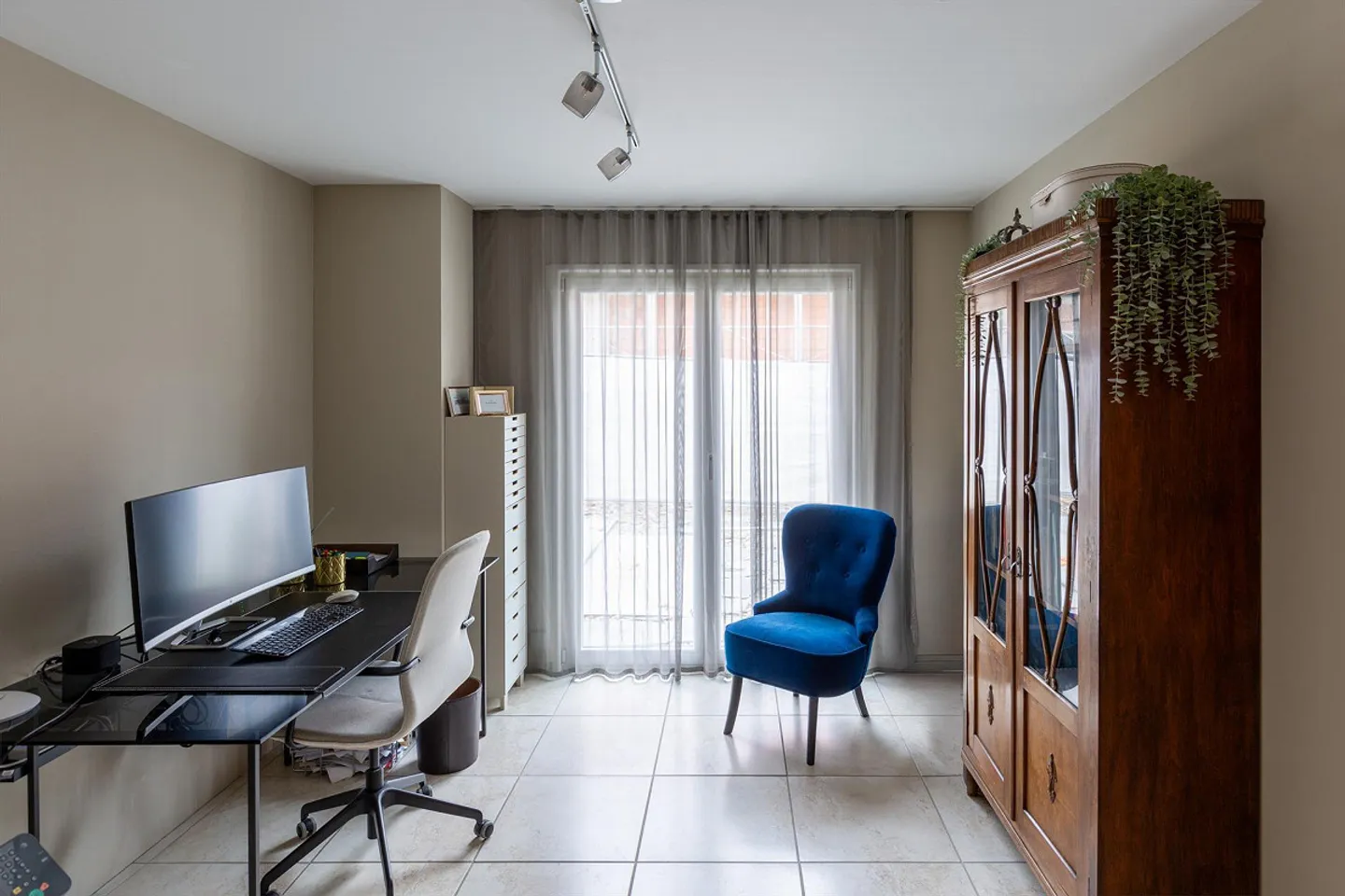 7.5-room single-family house with high-quality furnishings on the sunny slope - Photo 10 of 29