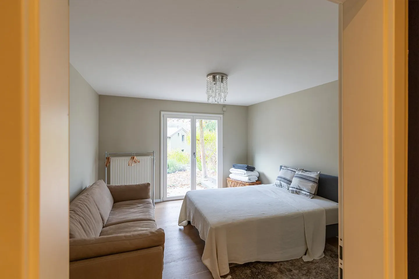 7.5-room single-family house with high-quality furnishings on the sunny slope - Photo 23 of 29