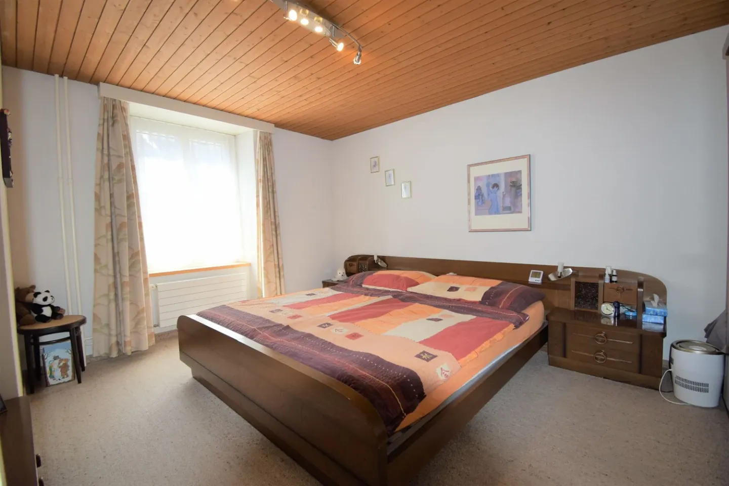 Well-maintained residential building with commercial space. - Photo 8 of 10