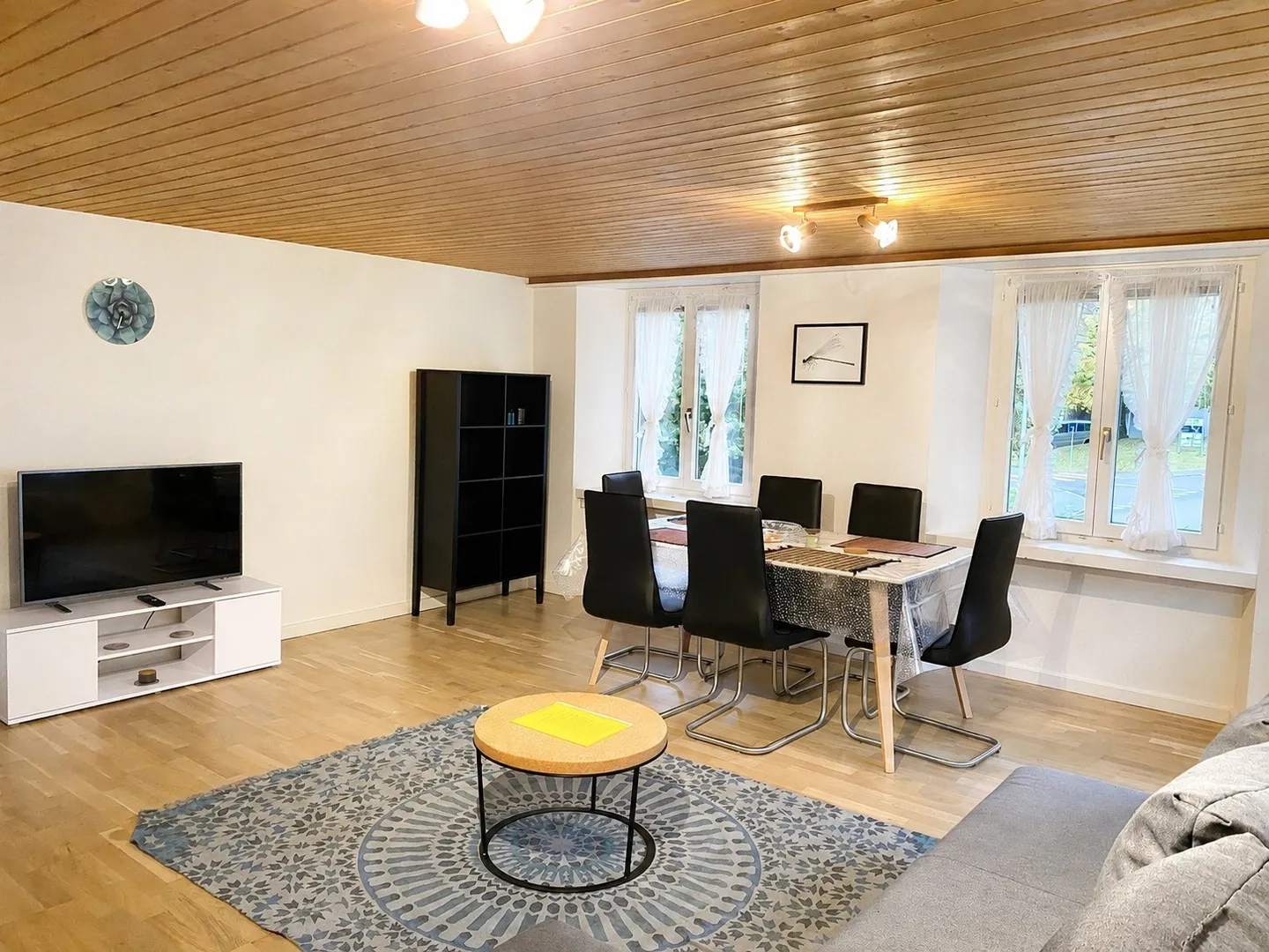 🏡Incantevole appartamento arredato con 2,5 stanze a Langnau am Albis - Foto 2 di 9