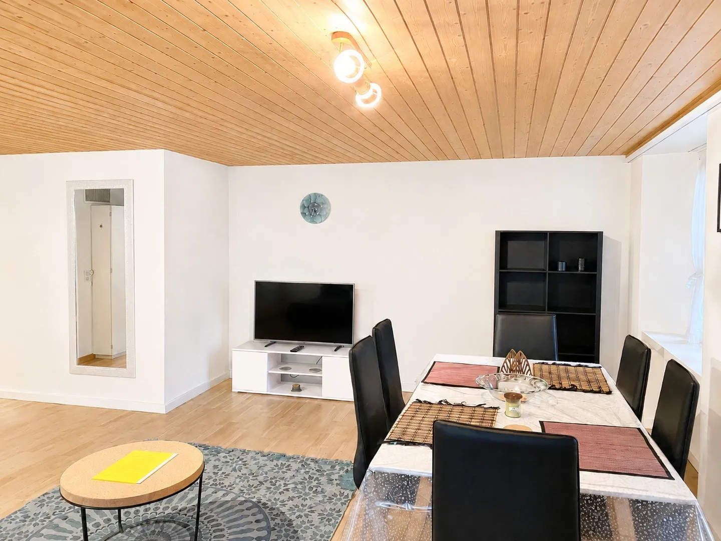 🏡Incantevole appartamento arredato con 2,5 stanze a Langnau am Albis - Foto 3 di 9