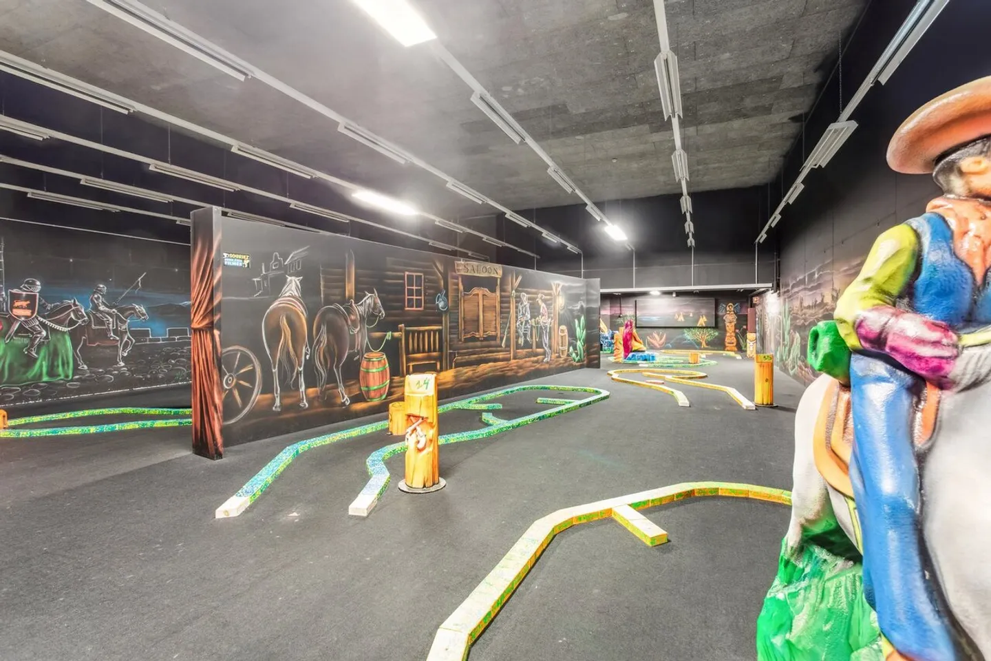 Grande surface de loisirs à louer – 4'946 m2 à Bulle - Photo 15 sur 18