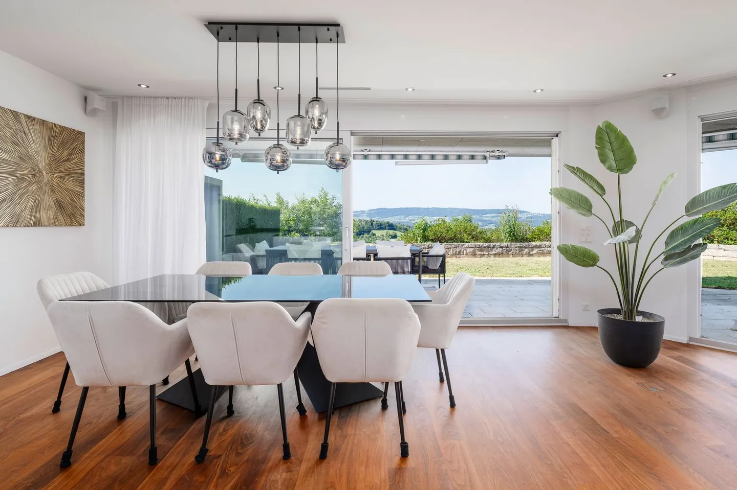 Appartement Terrasse Exclusif avec Jardin - Photo 3 sur 8
