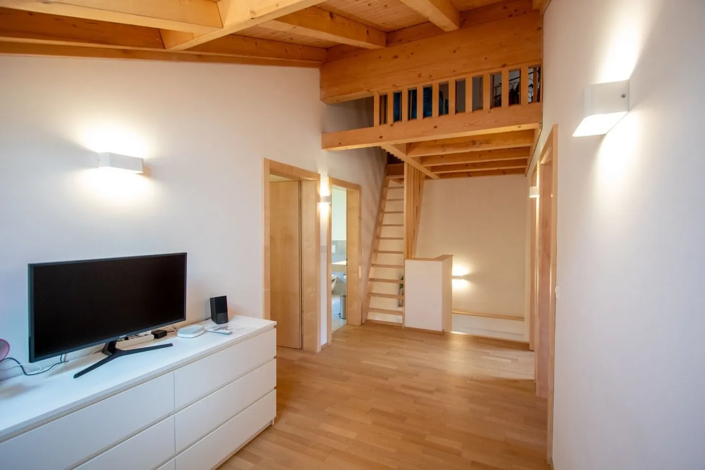 Dreamlike mountain location in Jaun: Your new home or the perfect investment - Photo 11 of 13