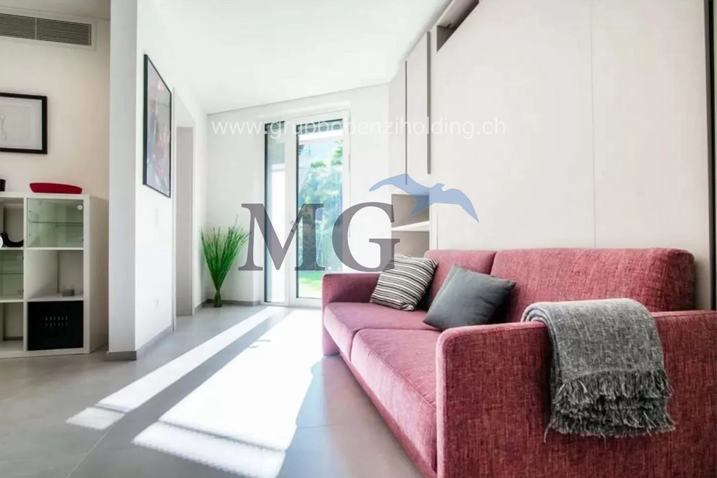 Furnished new construction apartment with private garden - Photo 17 of 20