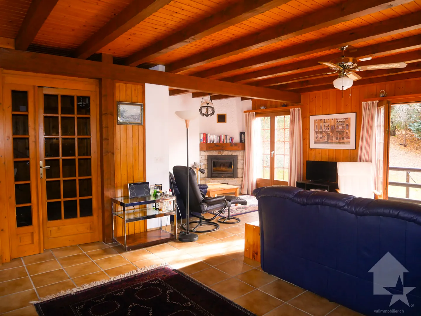 Spacious chalet in Maligue, less than 15 minutes from Châble! - Photo 4 of 13