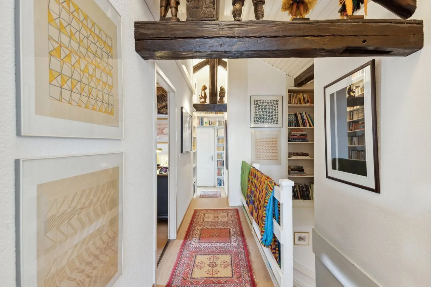 Large property with 3 apartments - Photo 18 of 31