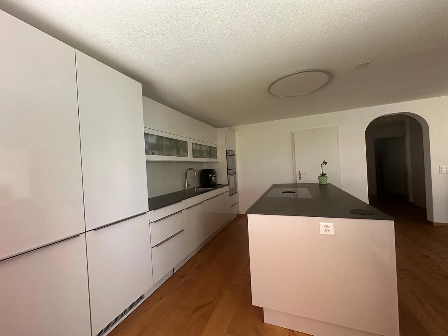 Appartement moderne de 5,5 pièces à vendre - Photo 9 sur 18