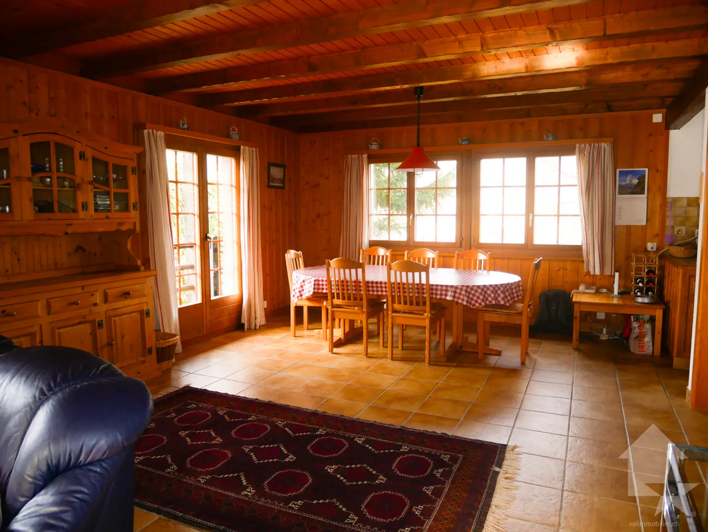 Spacious chalet in Maligue, less than 15 minutes from Châble! - Photo 12 of 13