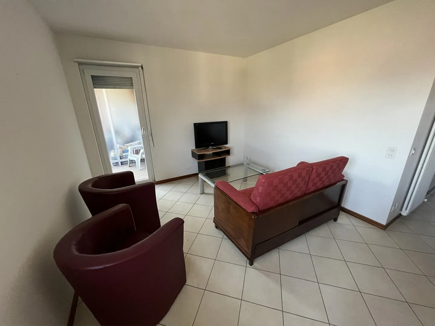 Novazzano, 3.5 Room FURNISHED - ONLY CHF 1,100.- INCLUSIVE - Photo 4 of 10
