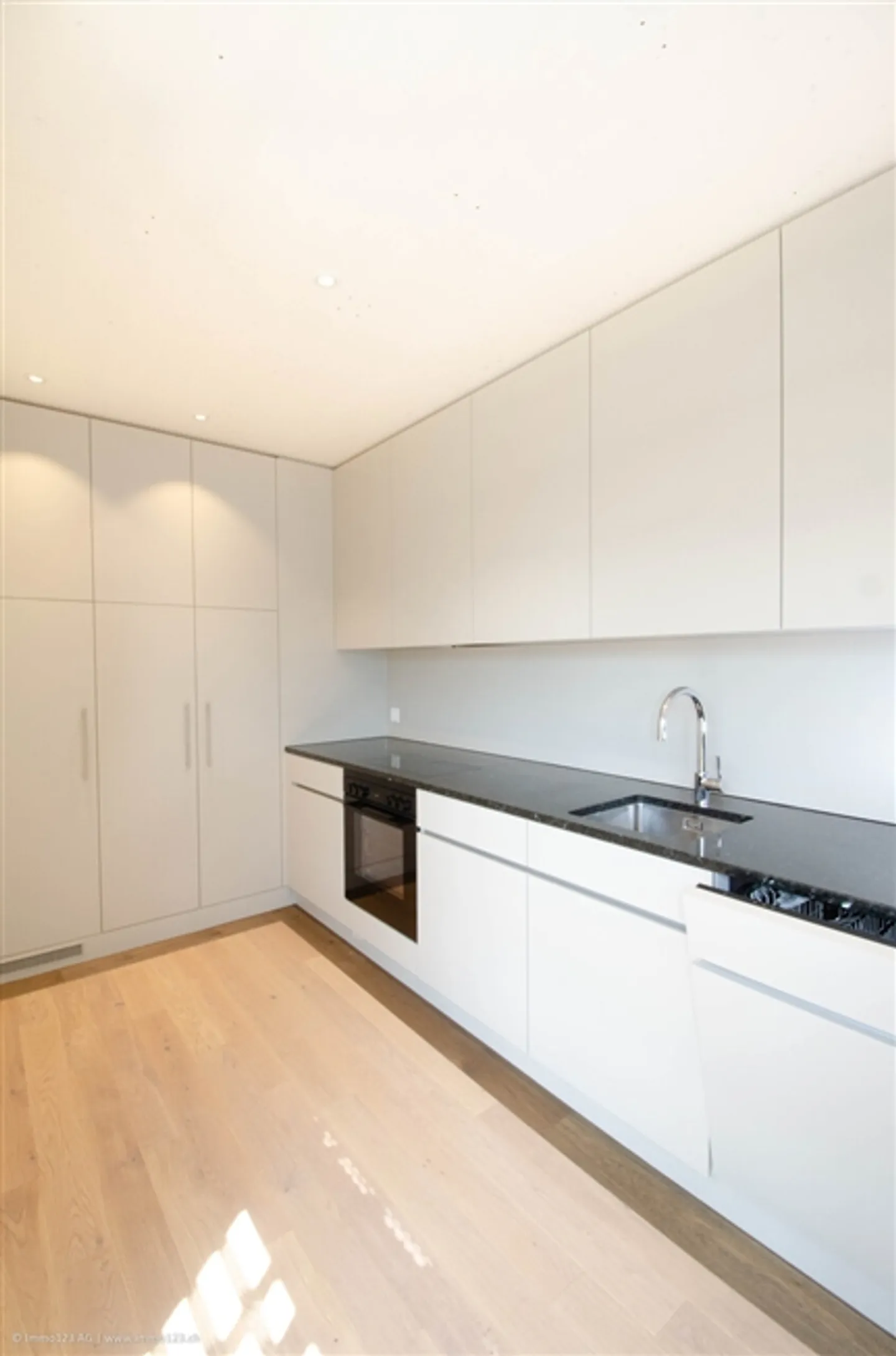 «Altbau Charme trifft auf mondernes Wohnen in Luzern» - Foto 2 von 13