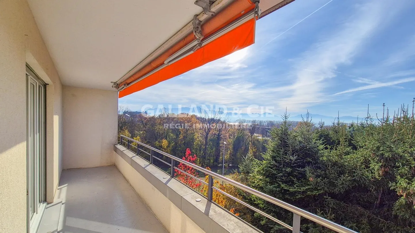 Appartamento di 4 stanze con balcone - Foto 7 di 8