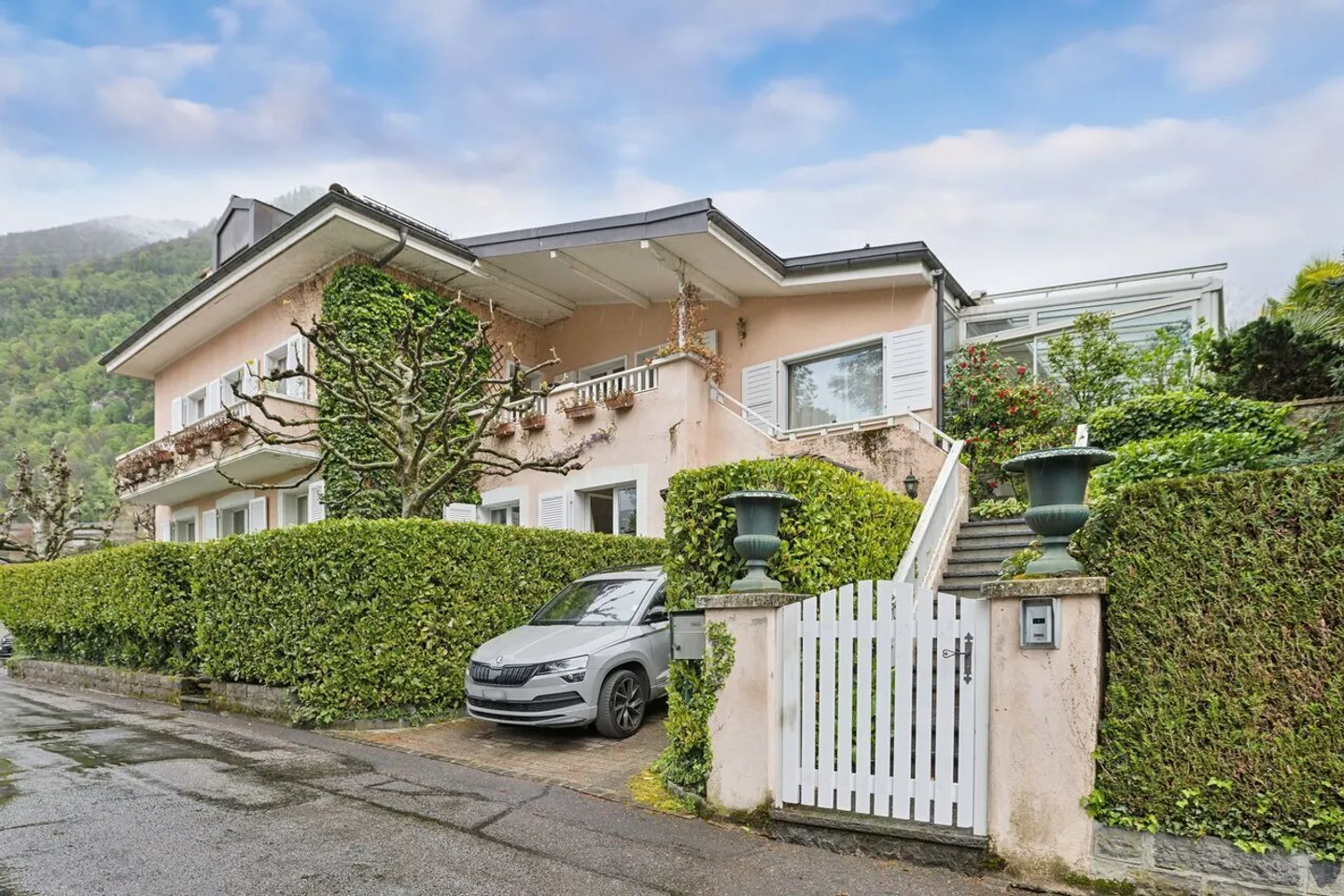 Large property with 3 apartments - Photo 29 of 31