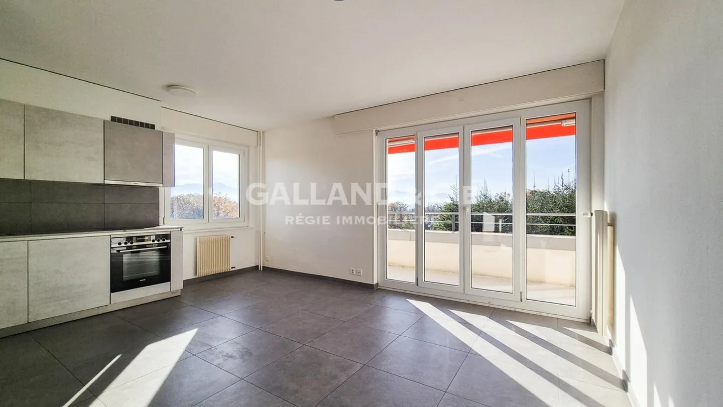 Appartamento di 4 stanze con balcone - Foto 8 di 8