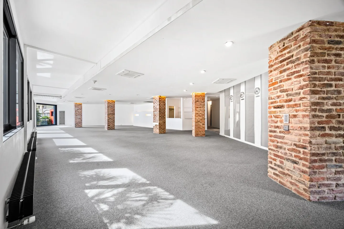 Spacious Mixed-Use Space in Montreux - Photo 1 of 9
