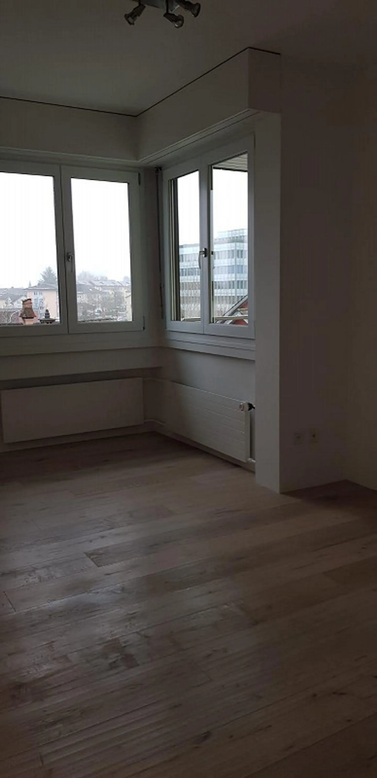 Disponibile immediatamente - bellissimo e spazioso appartamento di 6,5 stanze nel centro di Gossau - Foto 11 di 13