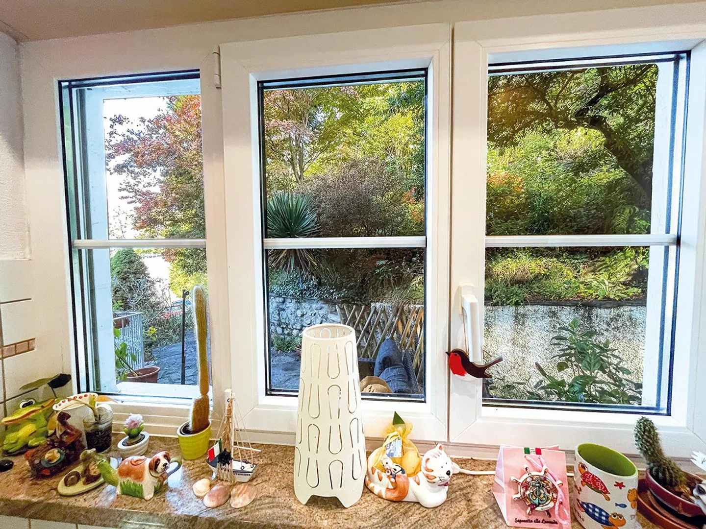 Bella casa unifamiliare e splendido giardino con vista lago - Foto 4 di 19