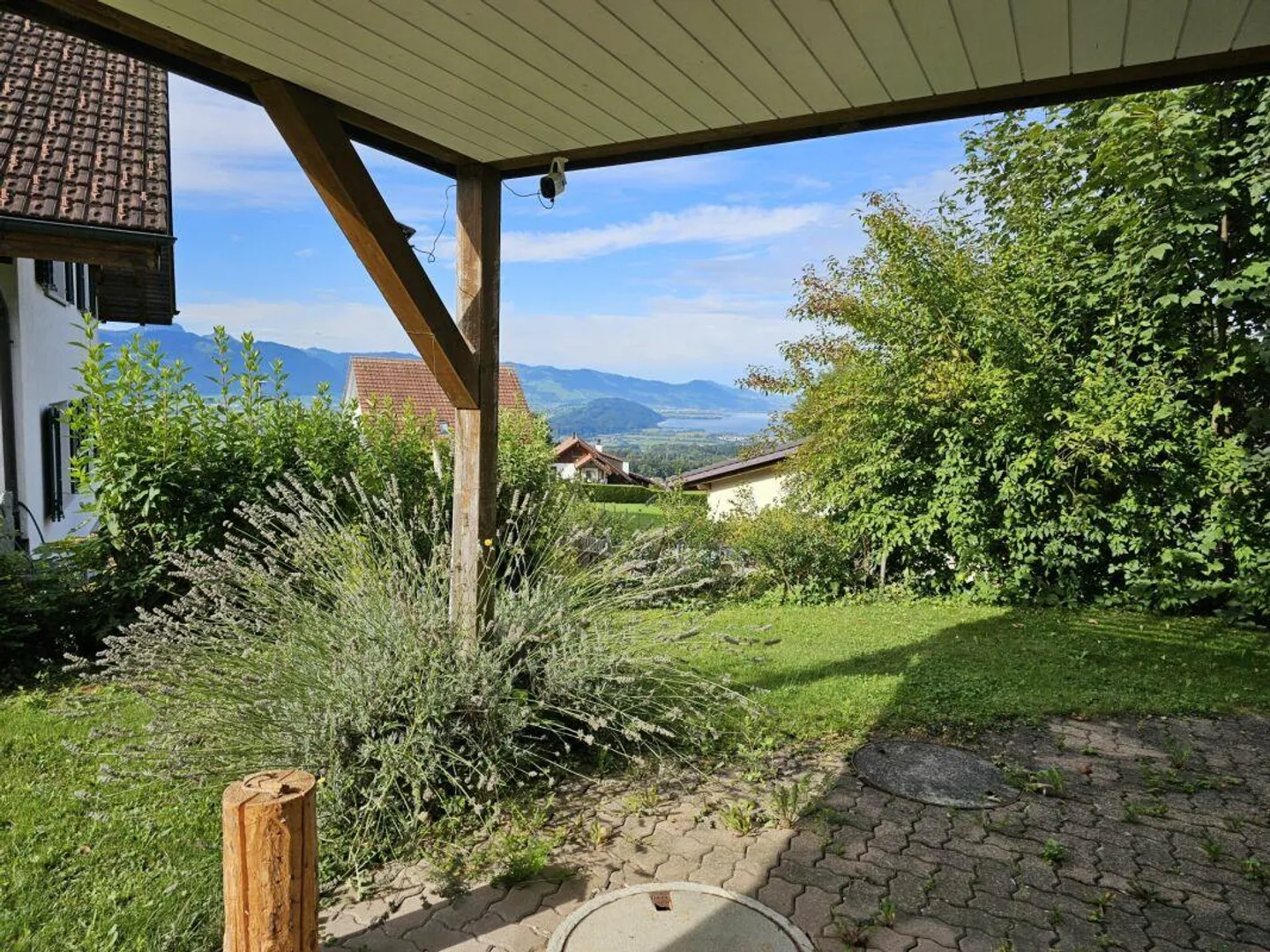 Casa indipendente con vista impareggiabile sul lago e sulle montagne - Foto 5 di 18