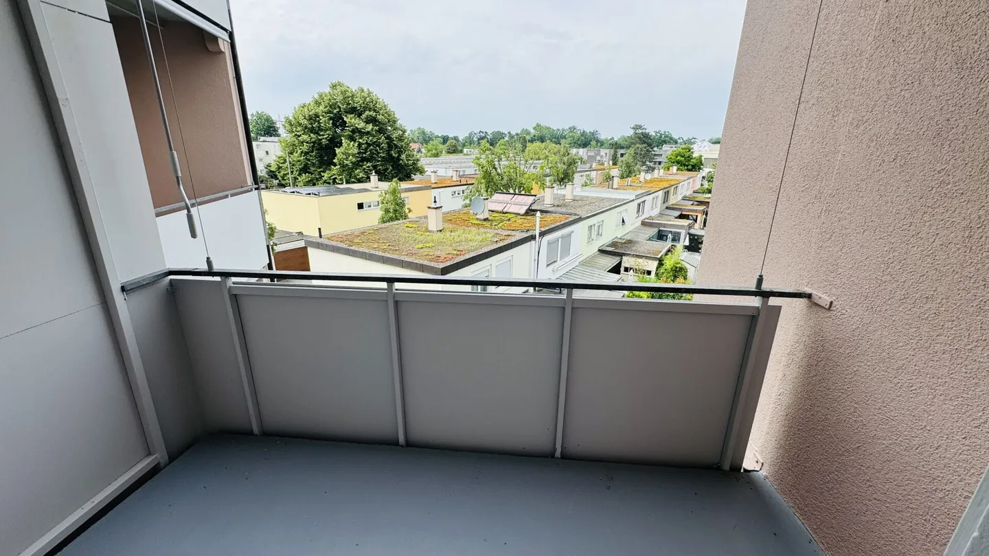 Modernes 2.5-Zimmer-Apartment mit Balkon - Foto 7 von 7