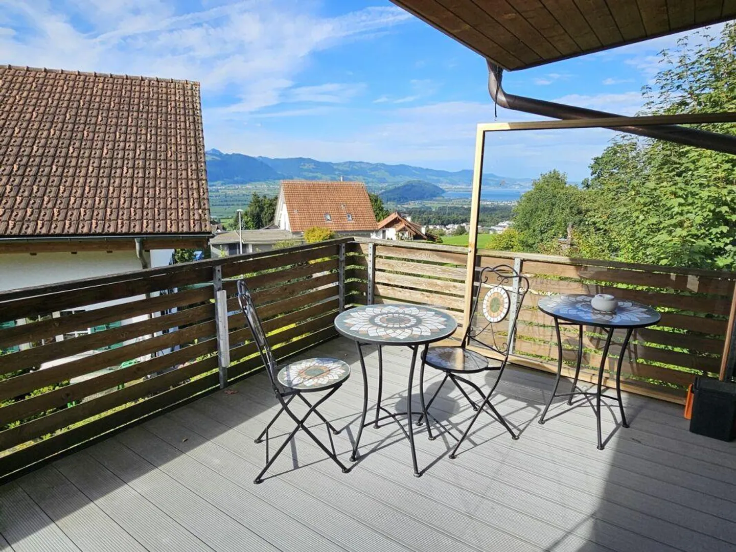 Casa indipendente con vista impareggiabile sul lago e sulle montagne - Foto 7 di 18