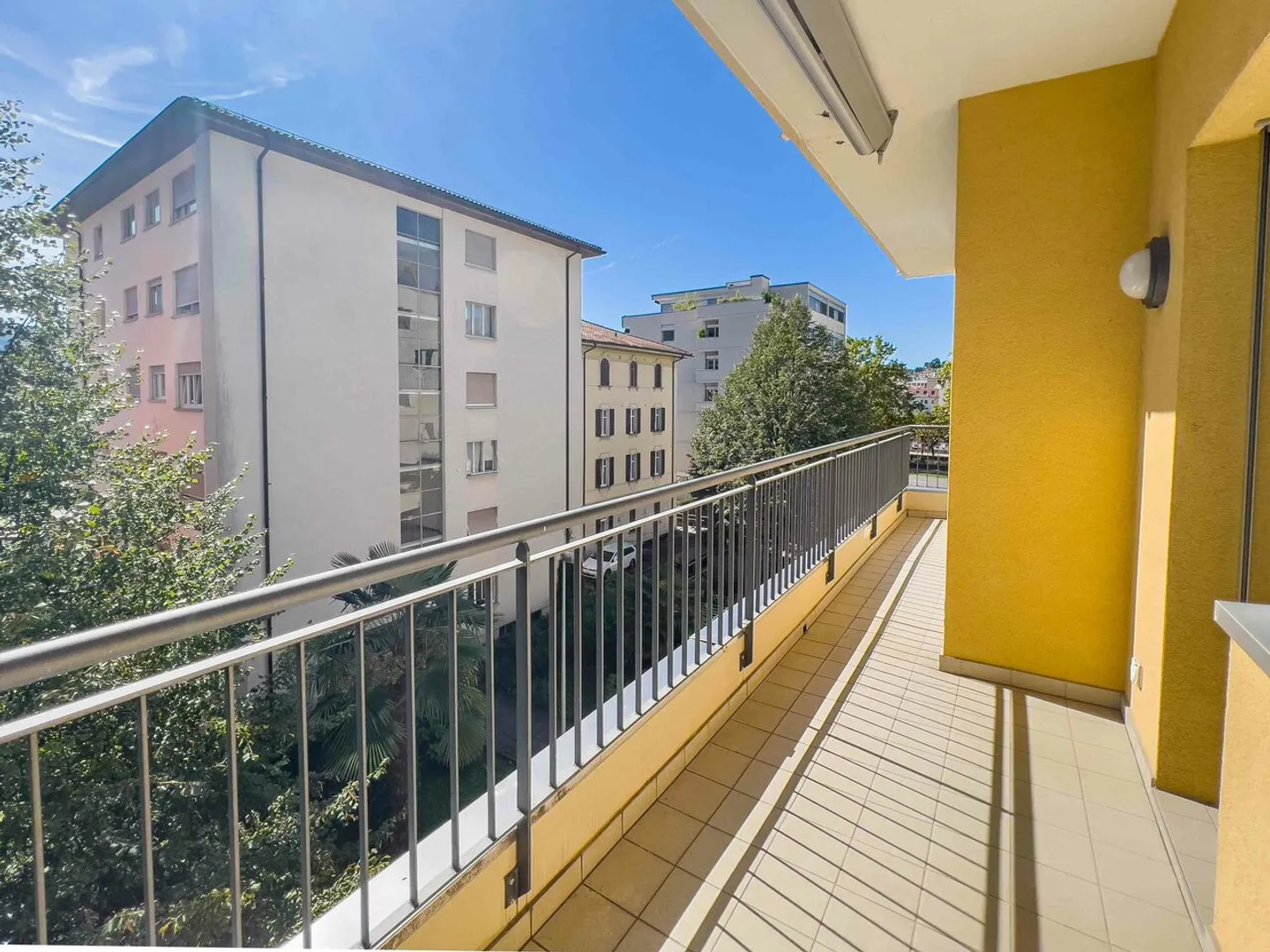 3.5 località a Lugano in zona centrale e a poca distanza dal l - Foto 6 di 6