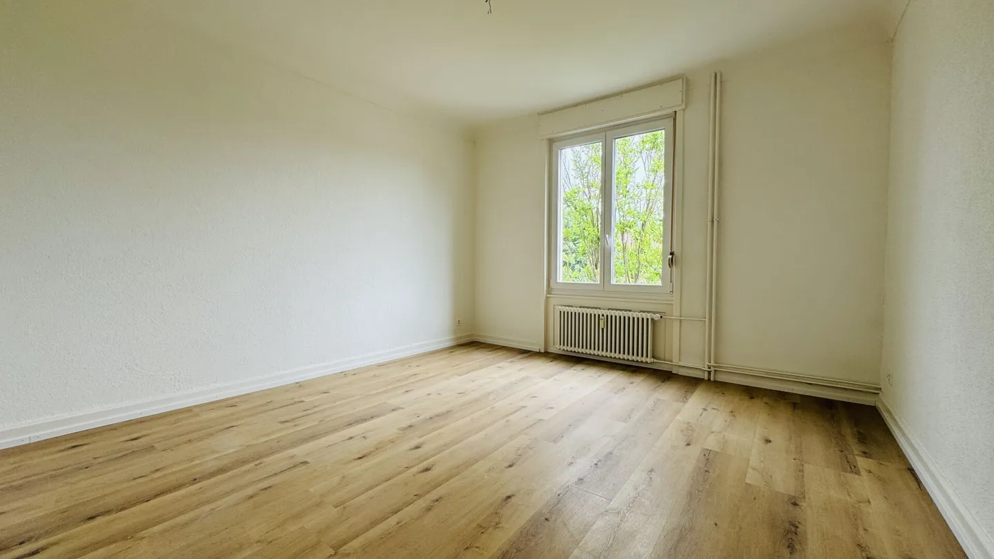 Modernes 2.5-Zimmer-Apartment mit Balkon - Foto 4 von 7