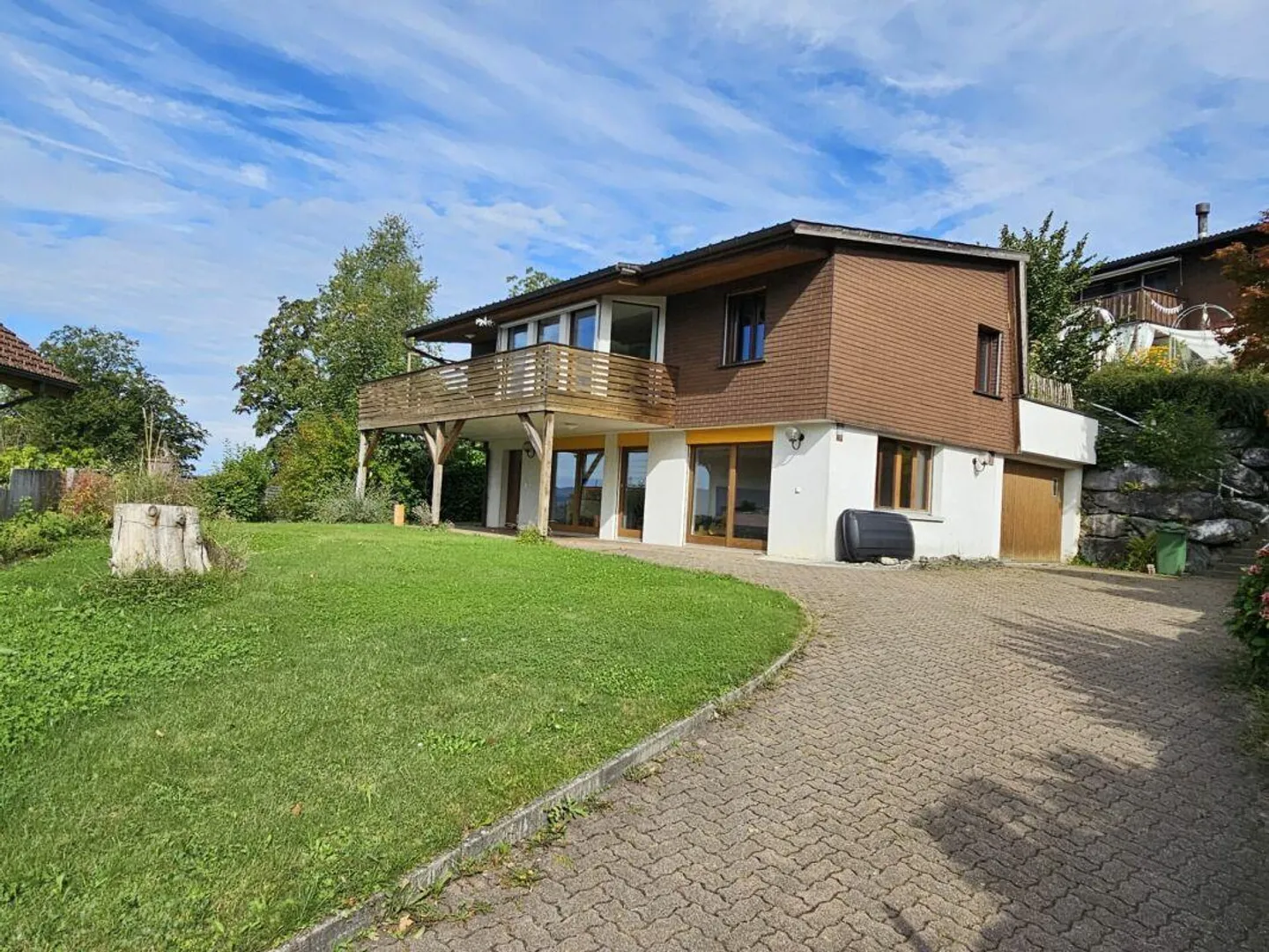 Casa indipendente con vista impareggiabile sul lago e sulle montagne - Foto 2 di 18