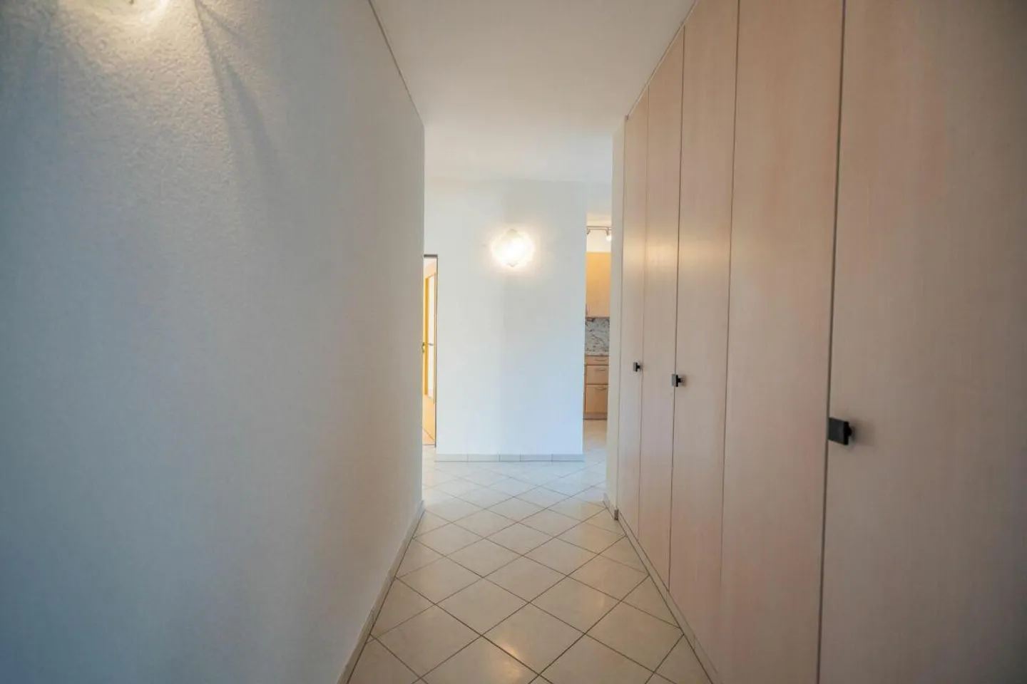 Bel appartement de 3,5 pièces avec terrasse - Photo 6 sur 12