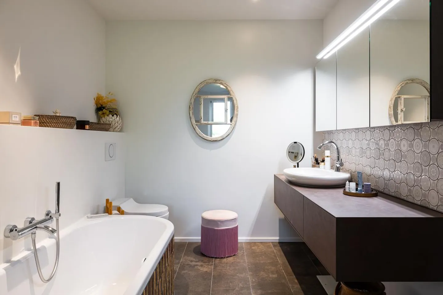 Boutique living experience with 115 m² private garden! - Photo 5 of 8