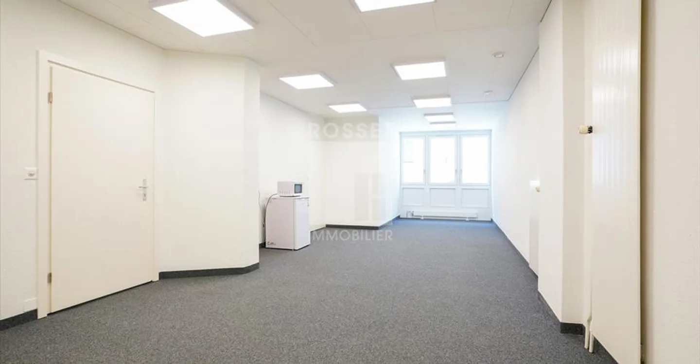 Spazio ufficio in affitto - Foto 3 di 9