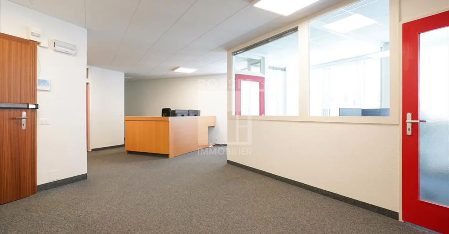 Spazio ufficio in affitto - Foto 5 di 9