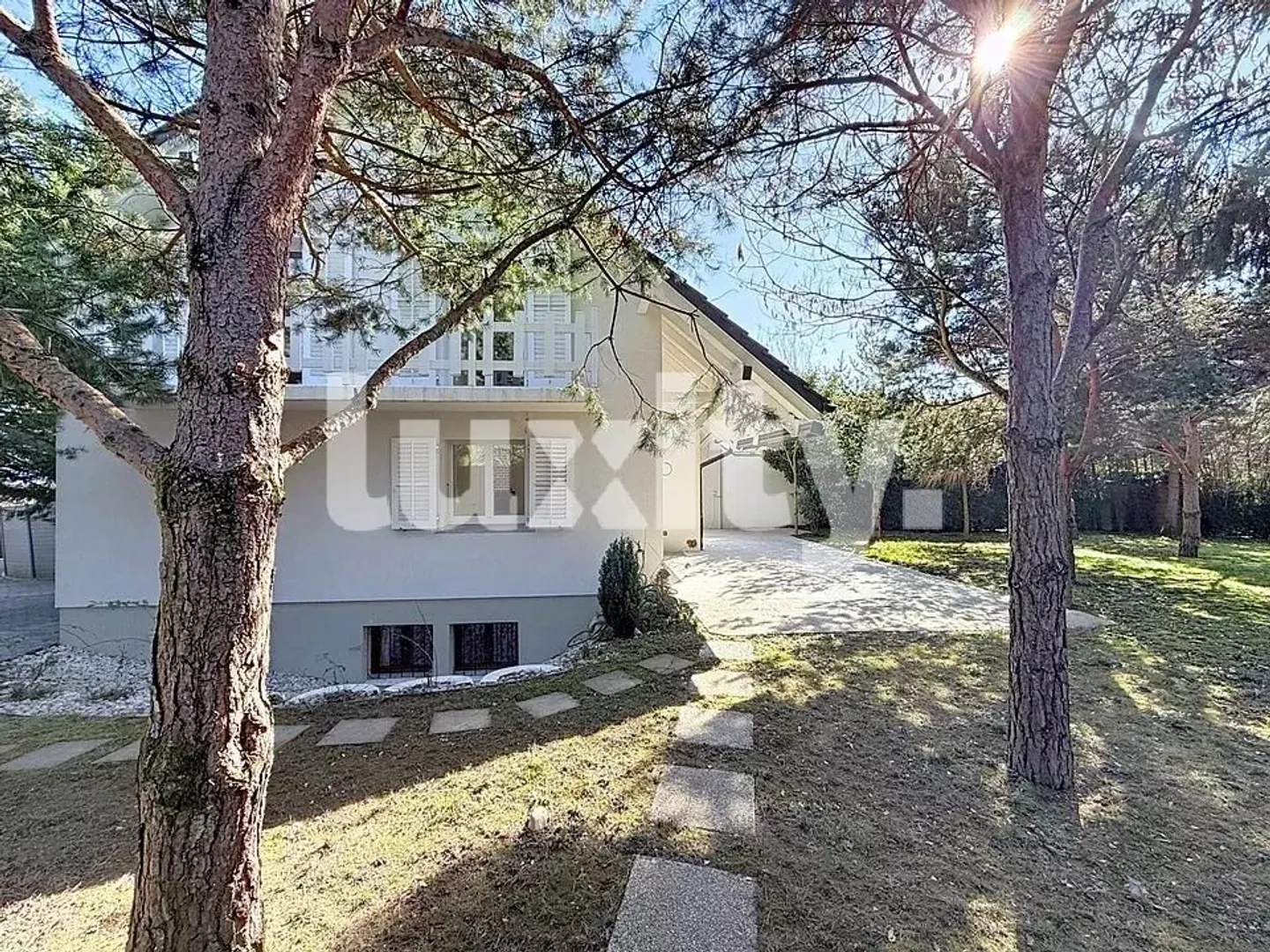 Elegant Villa with Private Studio - Photo 1 of 8