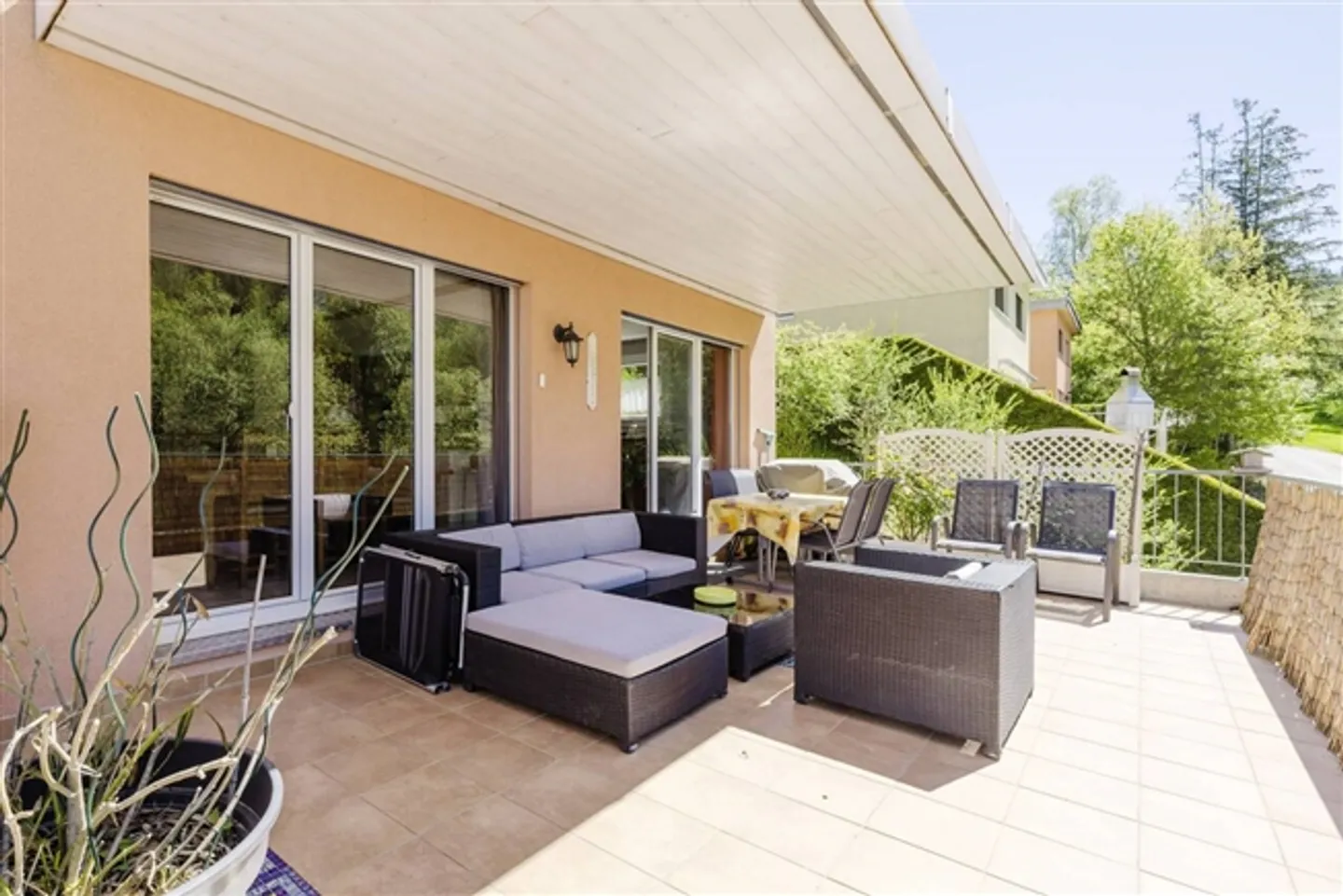 A proximité du centre-ville, dans un cadre nature - Photo 3 sur 14