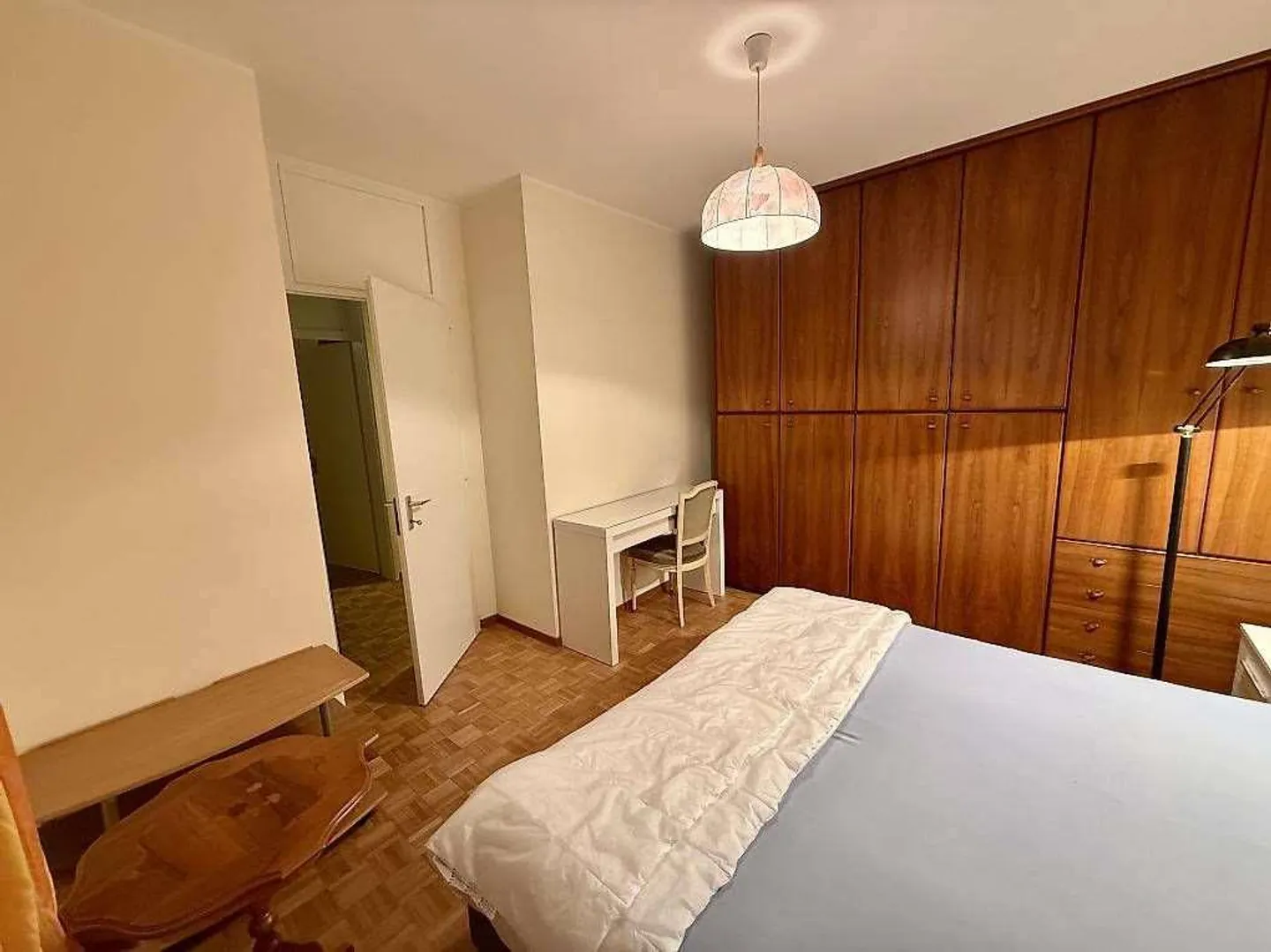 Viganello - Looking for a Roommate - Elegant Furnished Three-Room Apartment with Terrace - Photo 11 of 11