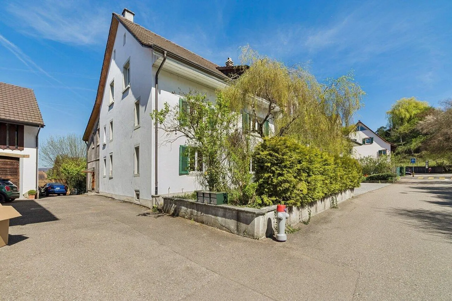 Casa multigenerazionale con fascino storico a Pratteln - Foto 1 di 13