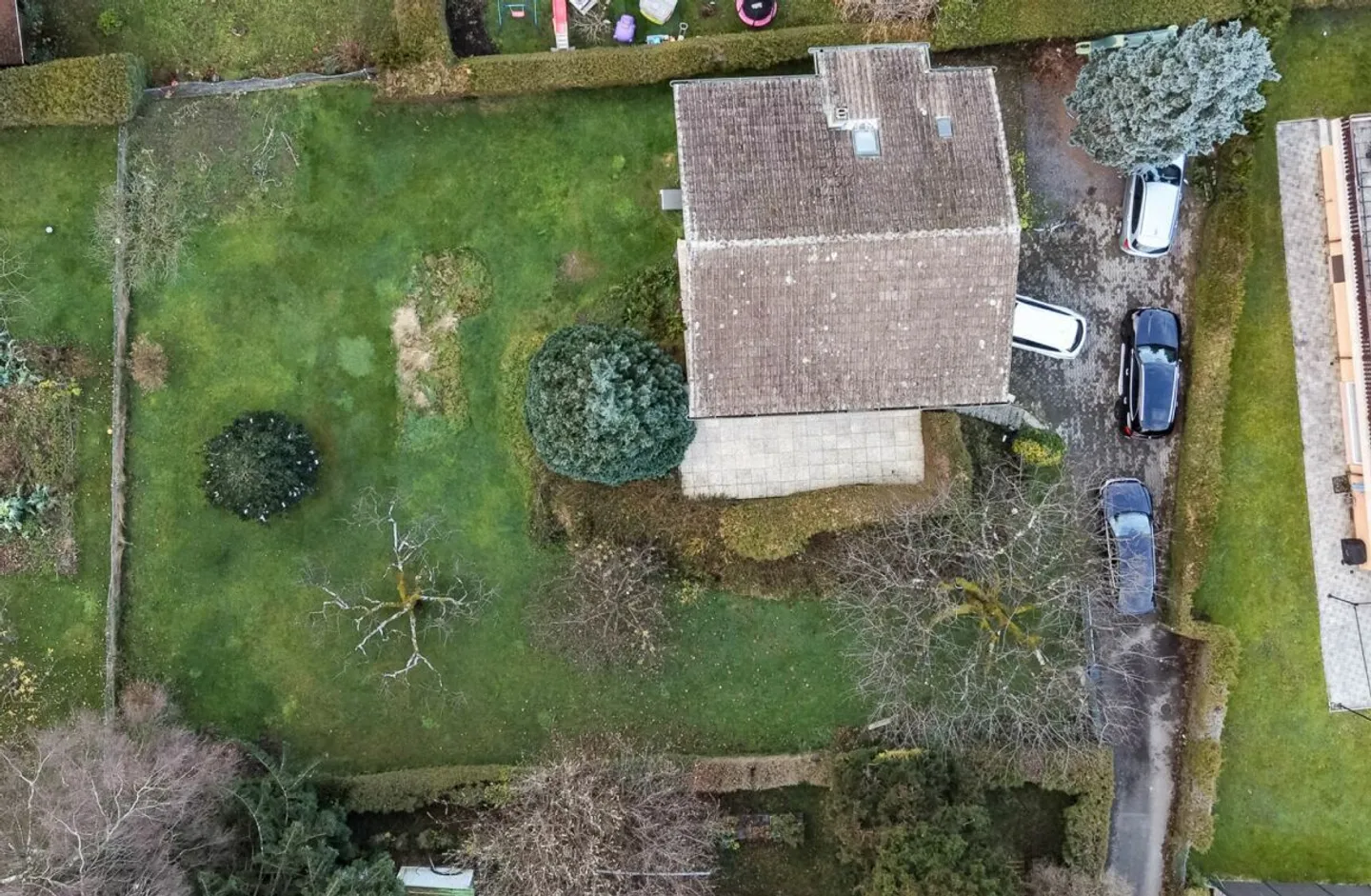 Freistehende 4,5-Zimmer-Villa mit Garage. - Foto 1 von 26