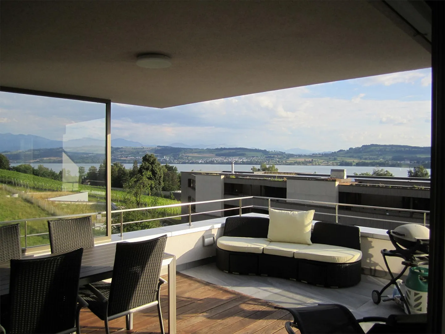 Experience Magical Sunsets at Lake Sempach - Photo 2 of 12