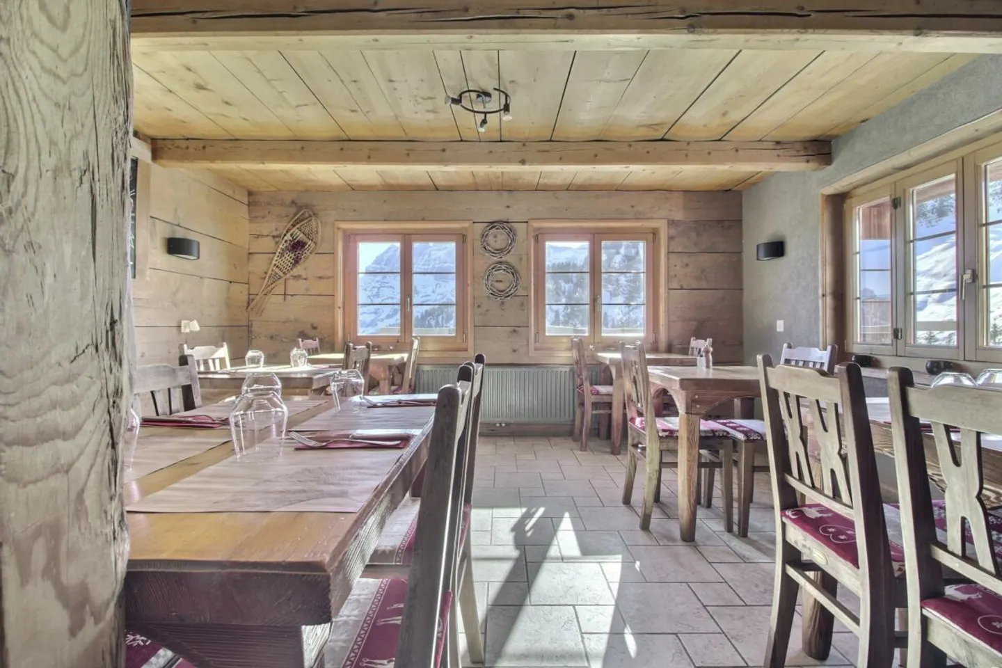 Charmantes Chalet Restaurant - Foto 4 von 13