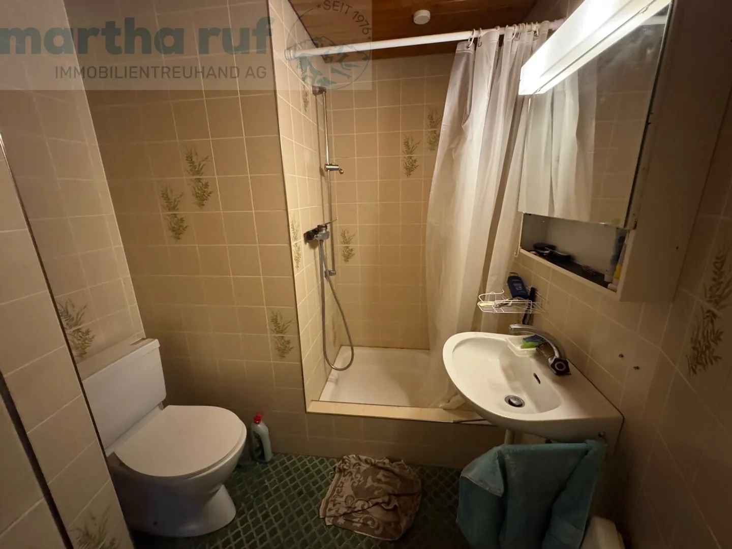 Casa plurifamiliare con 5 unità e vista montagna - Foto 4 di 7