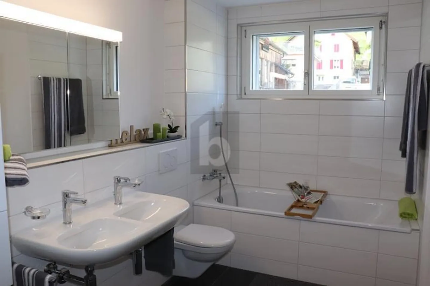 MODERN, GROSSZÜGIG UND NATURNAH - Photo 4 of 6