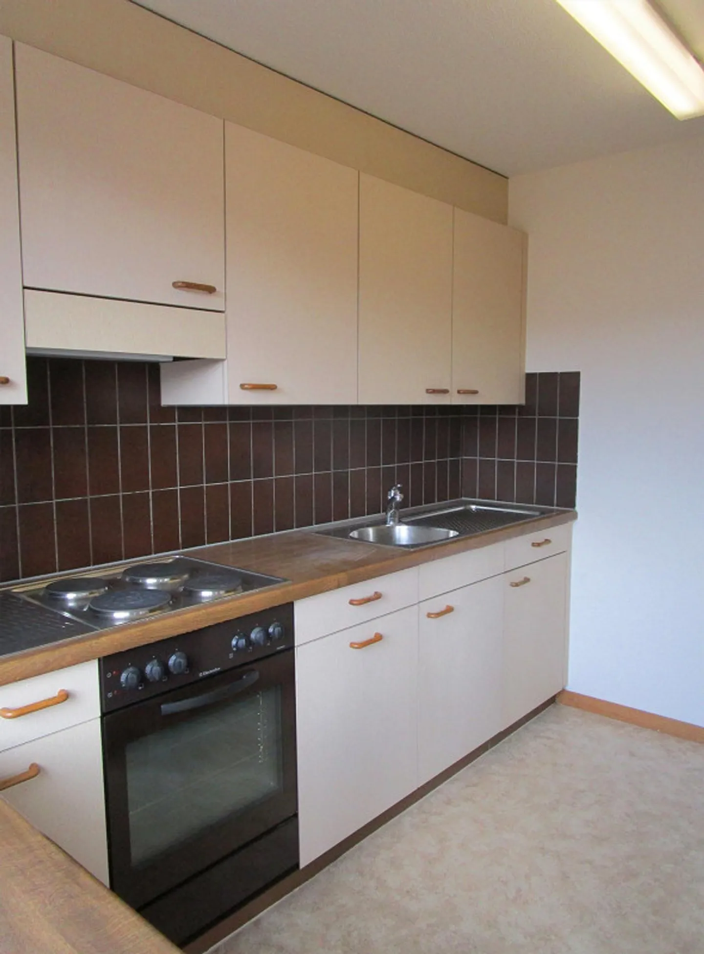 Apartment for rent - Photo 9 of 10