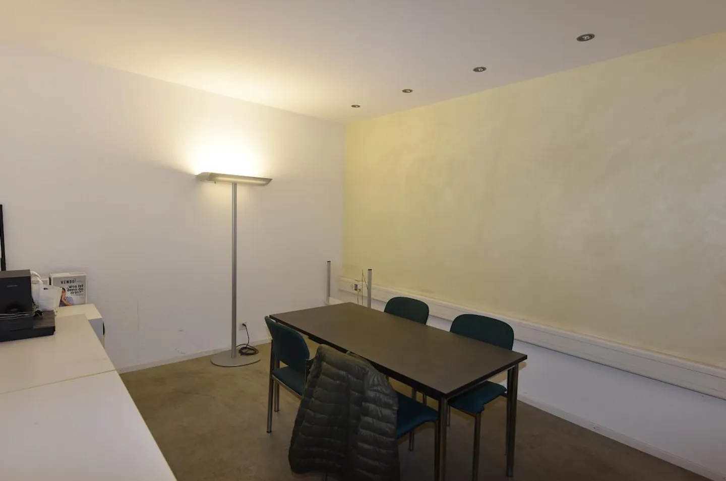 Hall Commerciale e di Stoccaggio - Foto 6 di 6