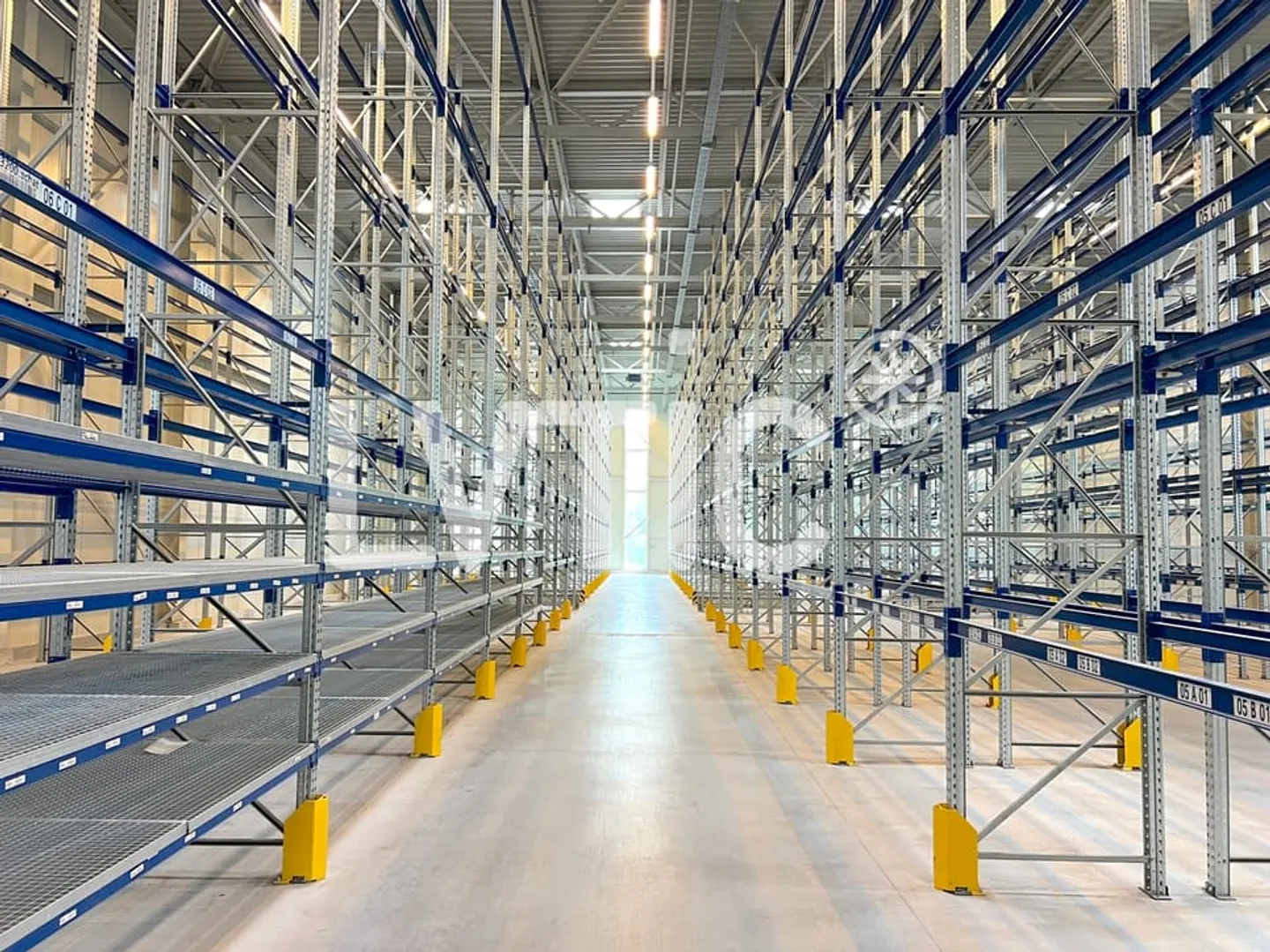 Magazzino logistico di 1900 m2 in affitto a Echandens - Foto 2 di 12